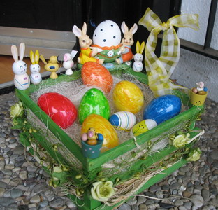 Osternest aus Holz